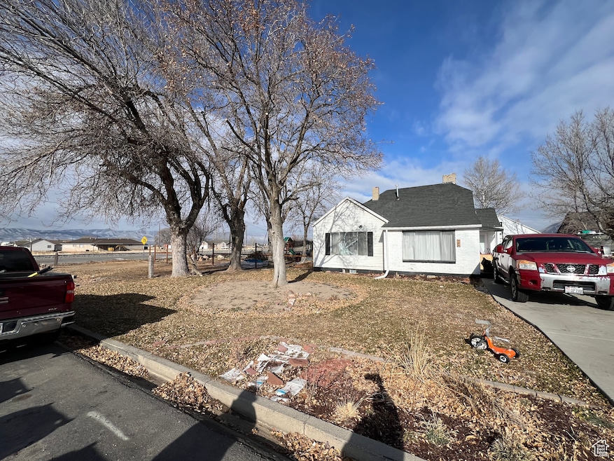 296 W 700 N, Nephi, UT 84648 - photo 1