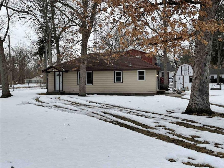 11016 E Cherokee Rd, Walkerton, IN 46574 - photo 1