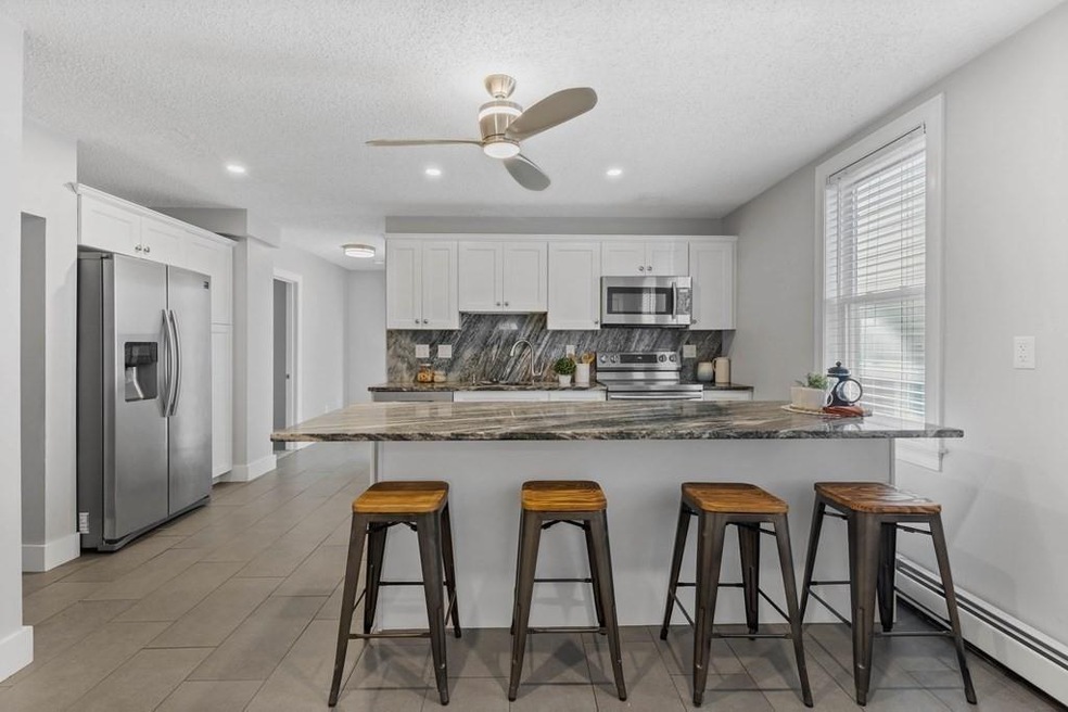 7 Jasper St unit 1, Saugus, MA 01906 - photo 1