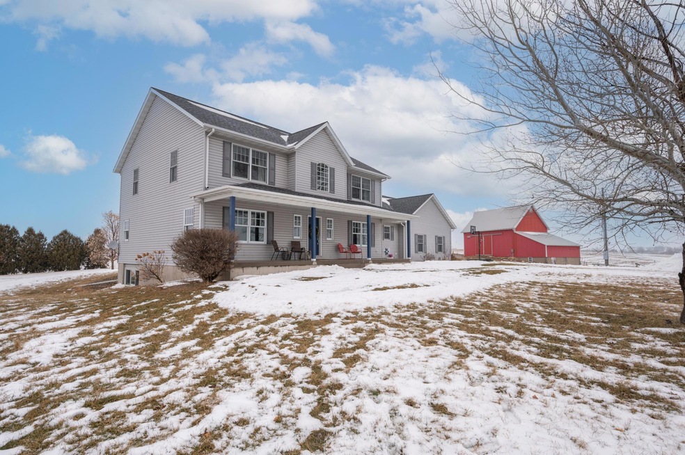 Beautiful views on 10 acres