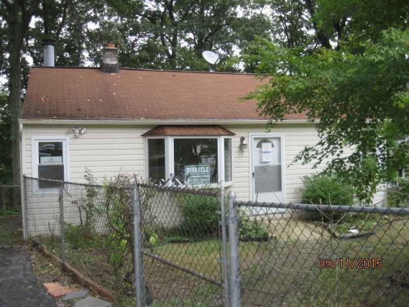 35 Matthew Ct, Landing, NJ 07850 - photo 1