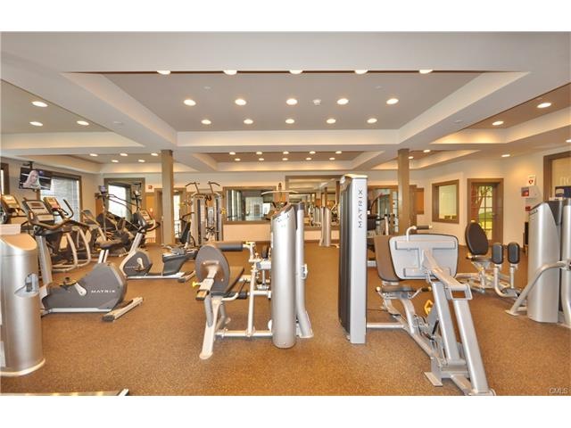 113 Center St, Danbury, CT 06810 - photo 1