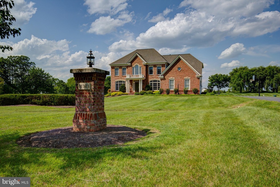 16762 Chestnut Overlook Dr, Purcellville, VA 20132 - photo 1