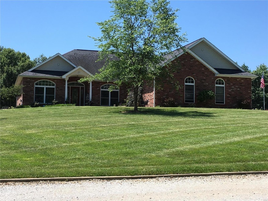 5490 Willow Springs Ln, Freeburg, IL 62243 - photo 1