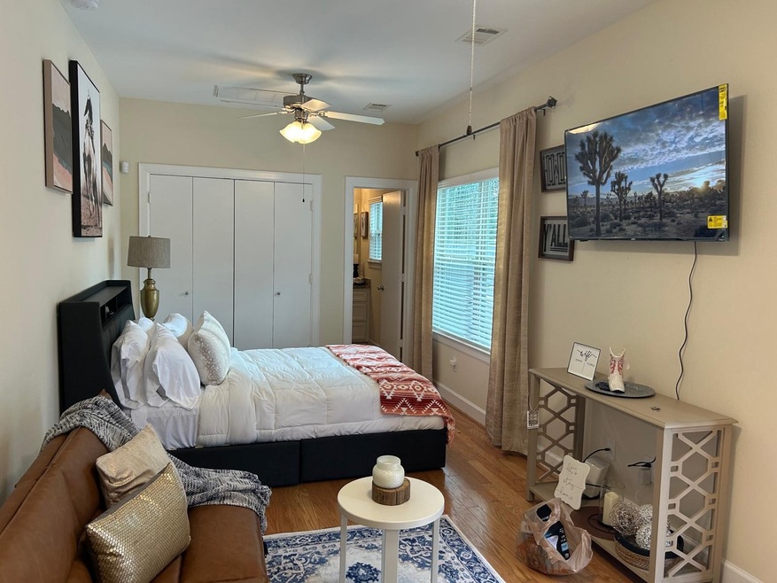 11610 Main Ash Dr unit A, Houston, TX 77025 - photo 1