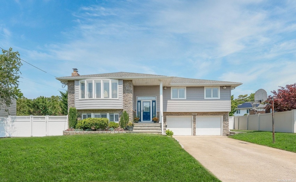 Sold $999,000 • Co-Listing Agent