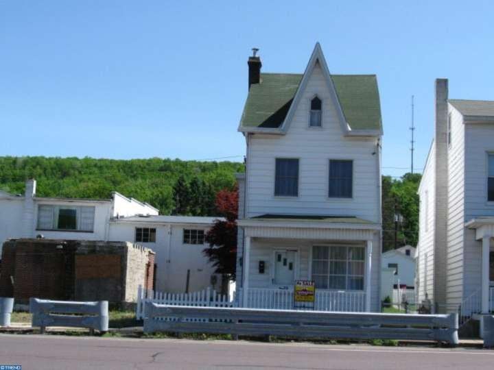 2120 Centre St, Ashland, PA 17921 - photo 1