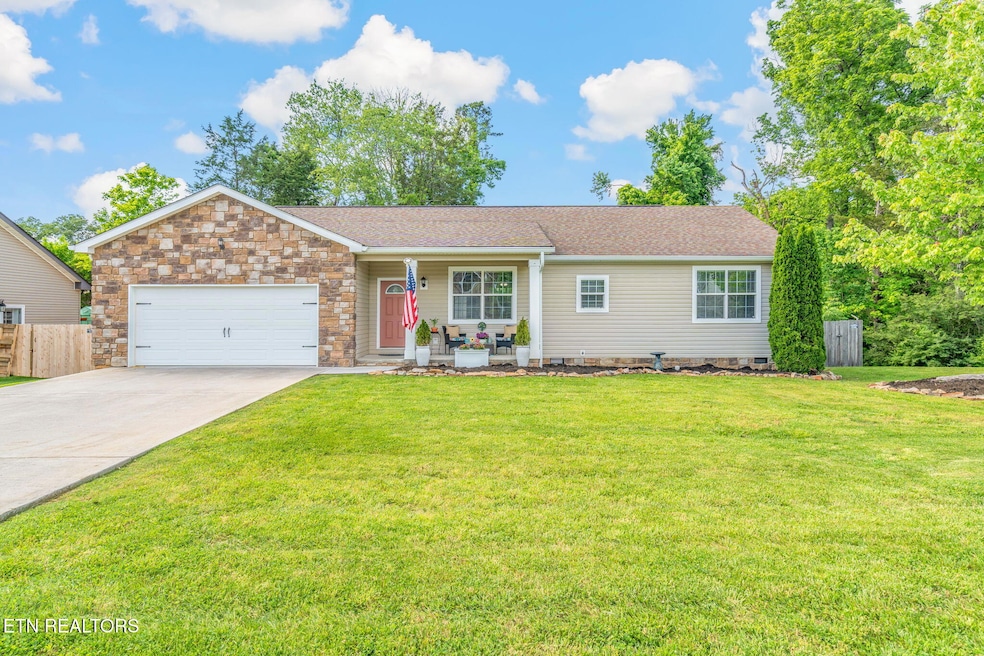 1-web-or-mls-207 Alexis Lane-2
