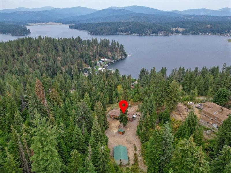 11641 N West Newman Lake Dr, Newman Lake, WA 99025 - photo 1