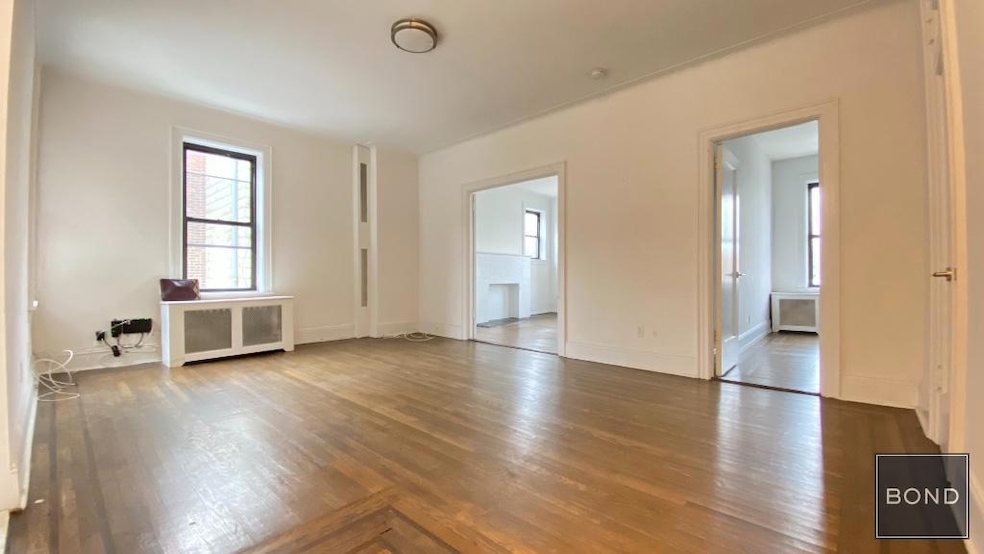 31-14 Steinway St unit 3FL, Astoria, NY 11103 - photo 1