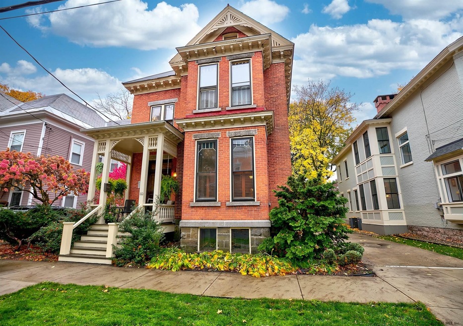 160 Phila St, Saratoga Springs, NY 12866 - photo 1