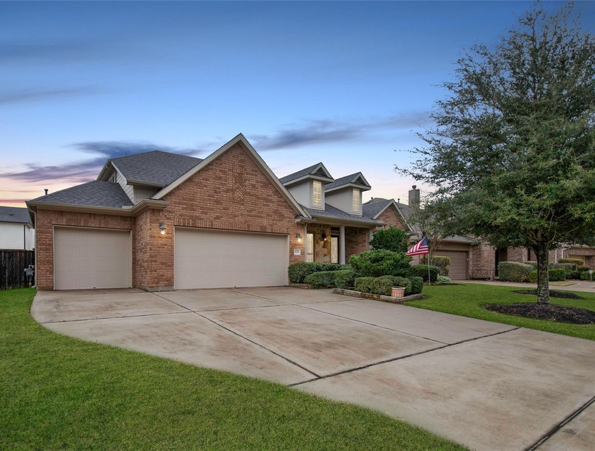 3918 Randle Ridge Ct, Fulshear, TX 77441 - photo 1