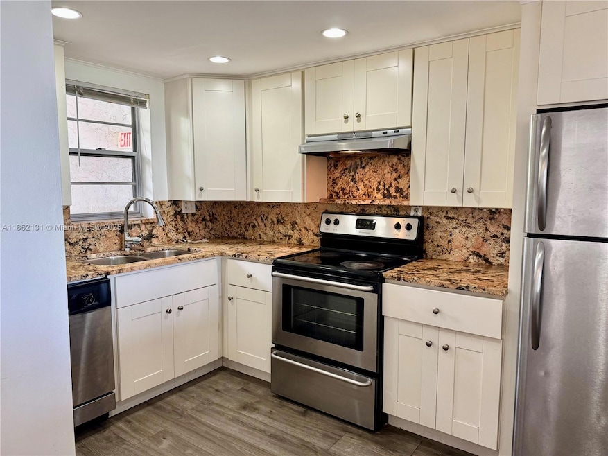 3100 W Rolling Hills Cir unit 310, Davie, FL 33328 - photo 1