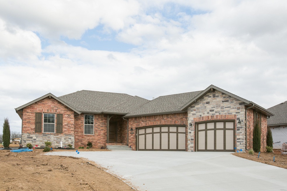 1926 N Brookhollow Dr unit Lot 70, Nixa, MO 65714 - photo 1