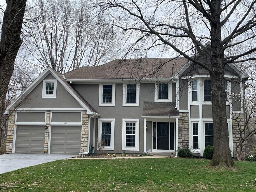8523 Hallet St, Lenexa, KS 66215 - photo 1