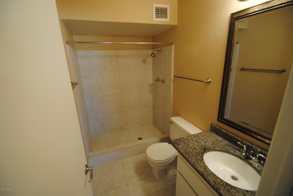 gary bathroom