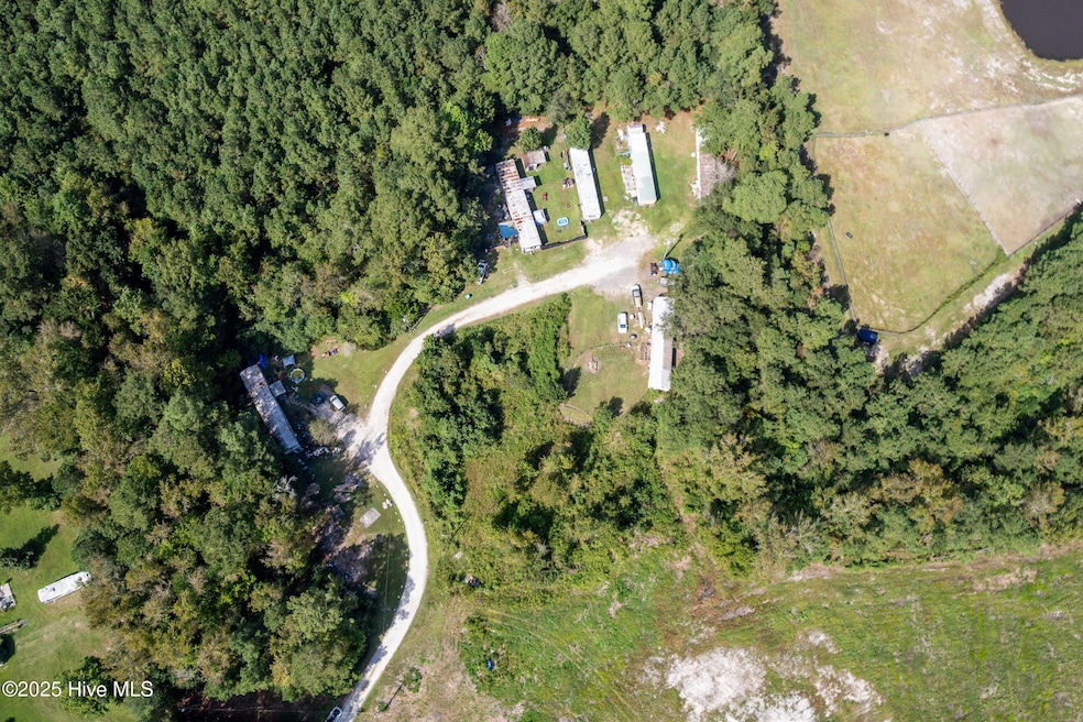 141 Bronco Ln, Jacksonville, NC 28540 - photo 1