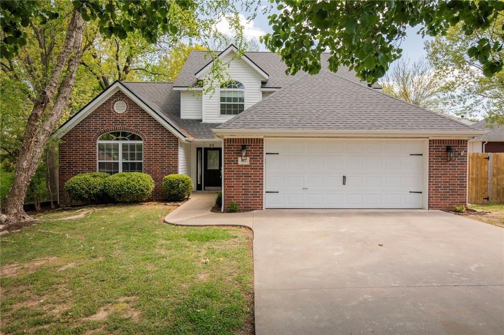 402 Willington Ln, Bentonville, AR 72712 - photo 1