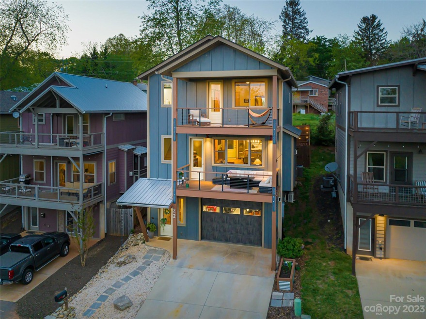 Presenting 22 Upstream Way