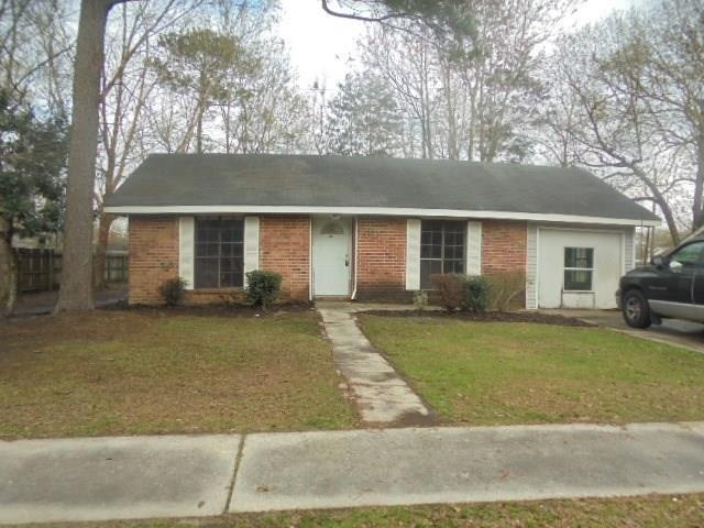 346 Mapleleaf Dr, Slidell, LA 70458 - photo 1