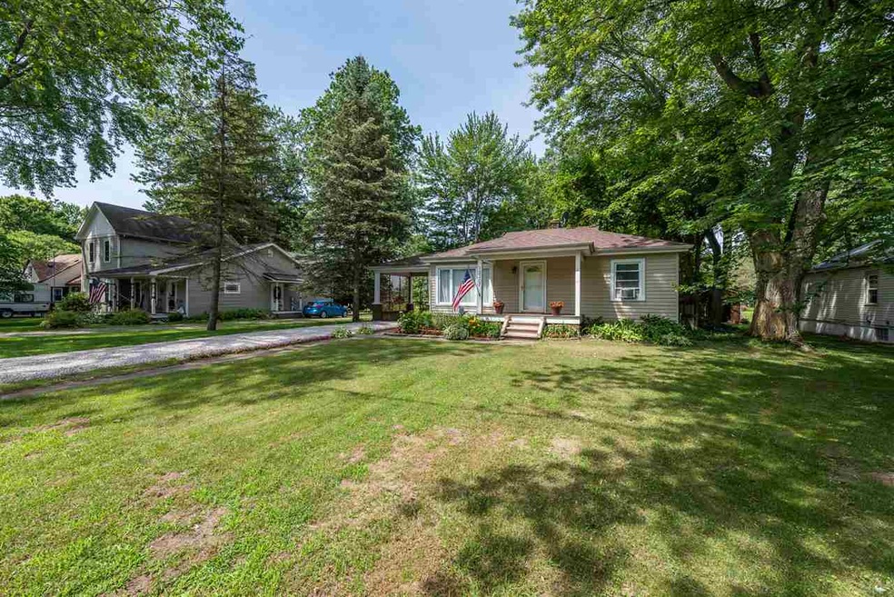 12207 Maxwell Rd, Carleton, MI 48117 - photo 1