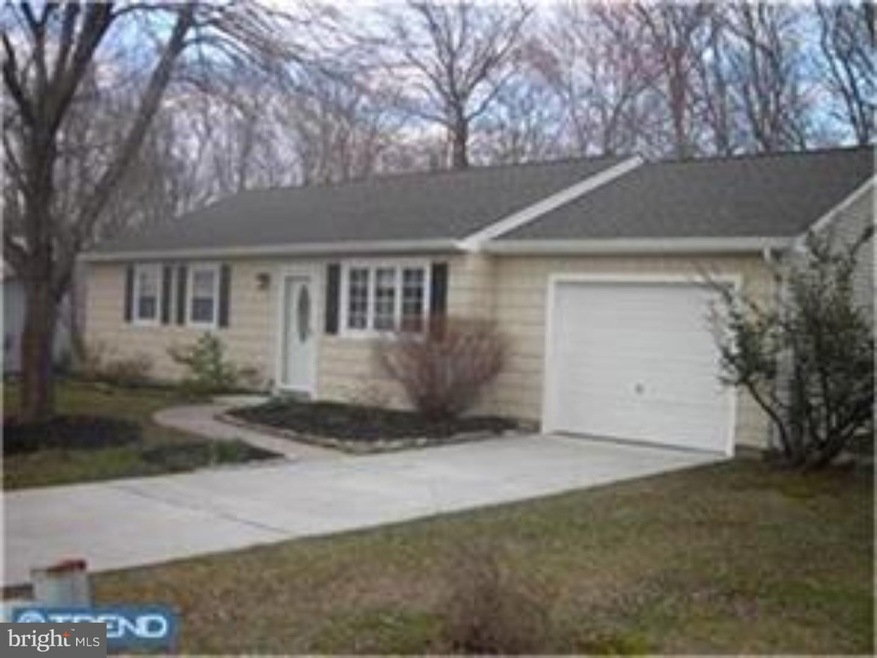 1706 Briarwood Dr, Blackwood, NJ 08012 - photo 1