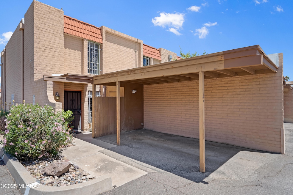 2875 N Tucson Blvd unit 24, Tucson, AZ 85716 - photo 1
