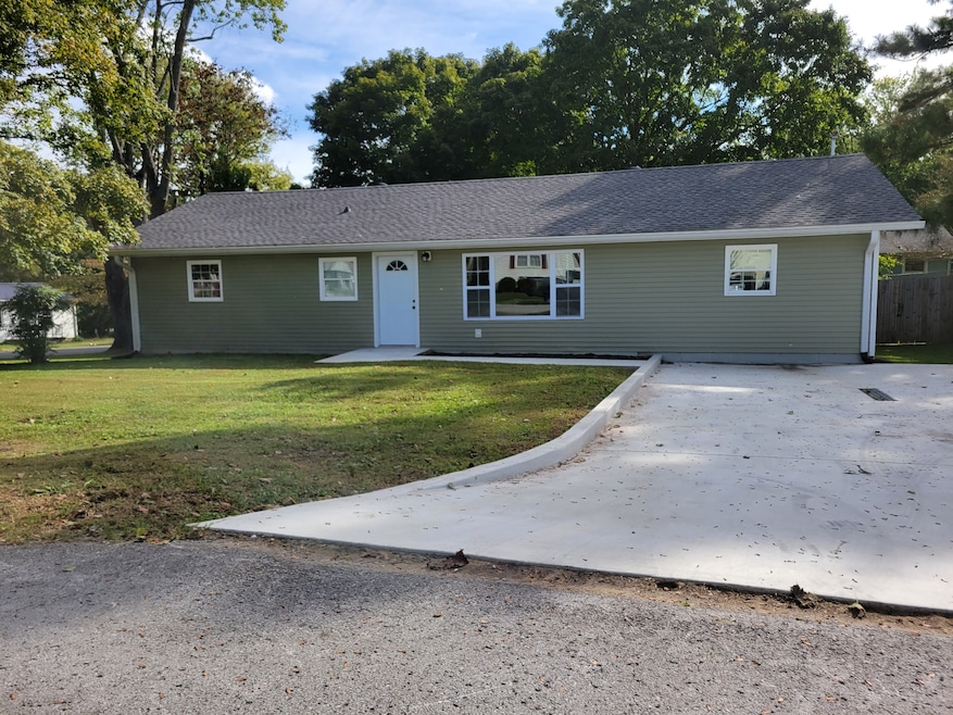 501 S Ramsey St, Manchester, TN 37355 - photo 1