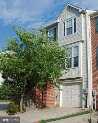 13000 Shamrock Glen Dr, Germantown, MD 20874 - photo 1