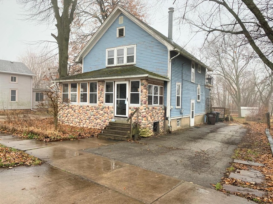 W3389 U S 18, Helenville, WI 53137 - photo 1