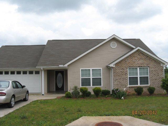 336 Elbert St, Chatsworth, GA 30705 - photo 1