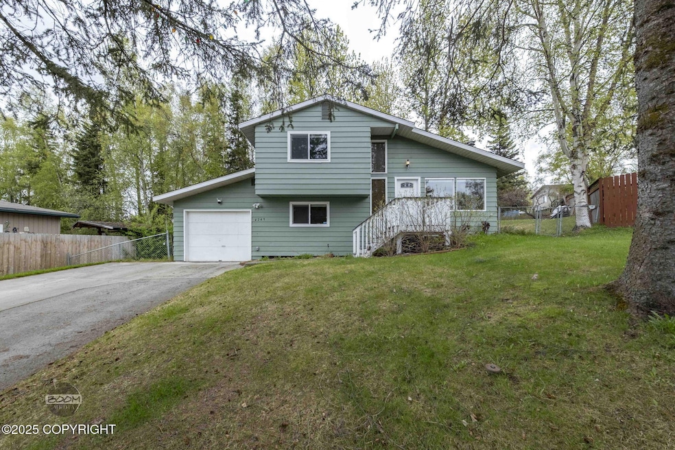 4-web-or-mls-4249 Charing Cross Cir-4