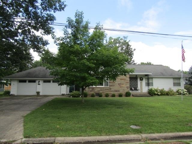 1113 Ada St, Owosso, MI 48867 - photo 1