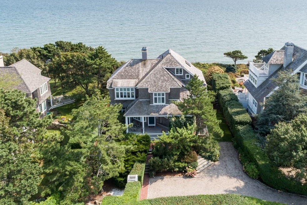 Sold $3,310,000 • Co-Listing Agent