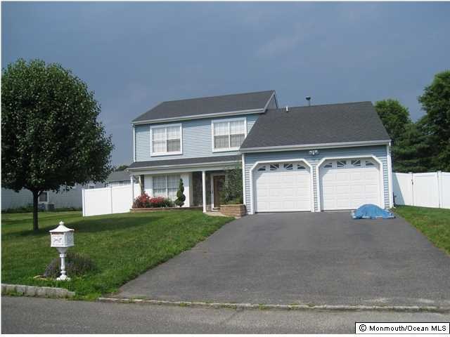 10 Bridle Path, Tinton Falls, NJ 07753 - photo 1