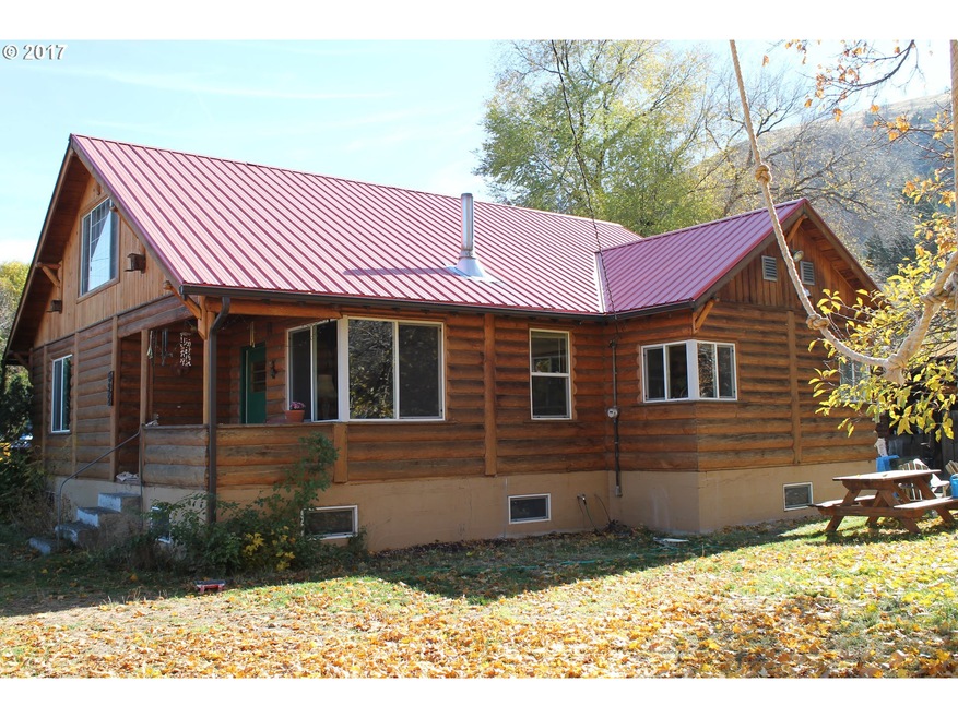 522 SE 2nd Ave, John Day, OR 97845 - photo 1