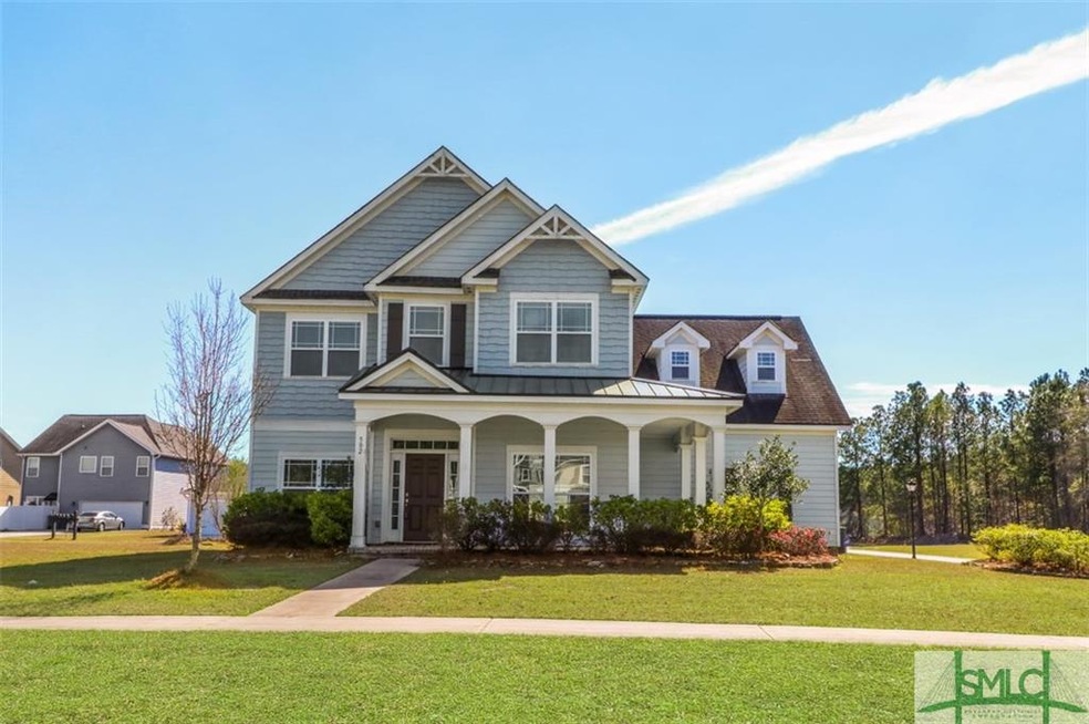 Beautiful and Impressive front Elevation with gara