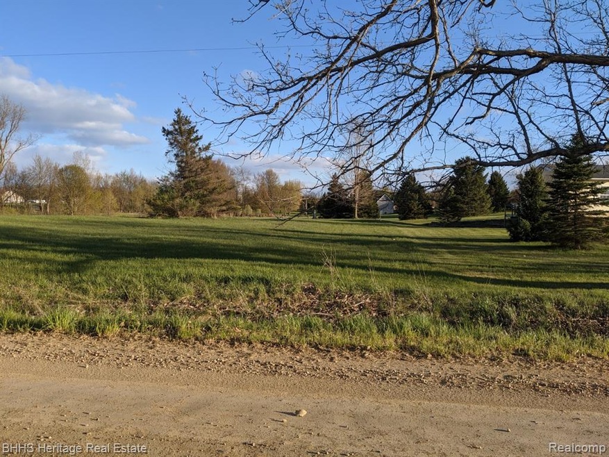 Desirable property with frontage on both Braden an