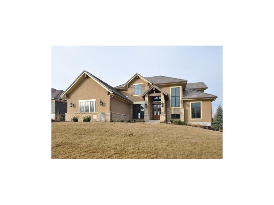Cul de sac location for this story n half home wit