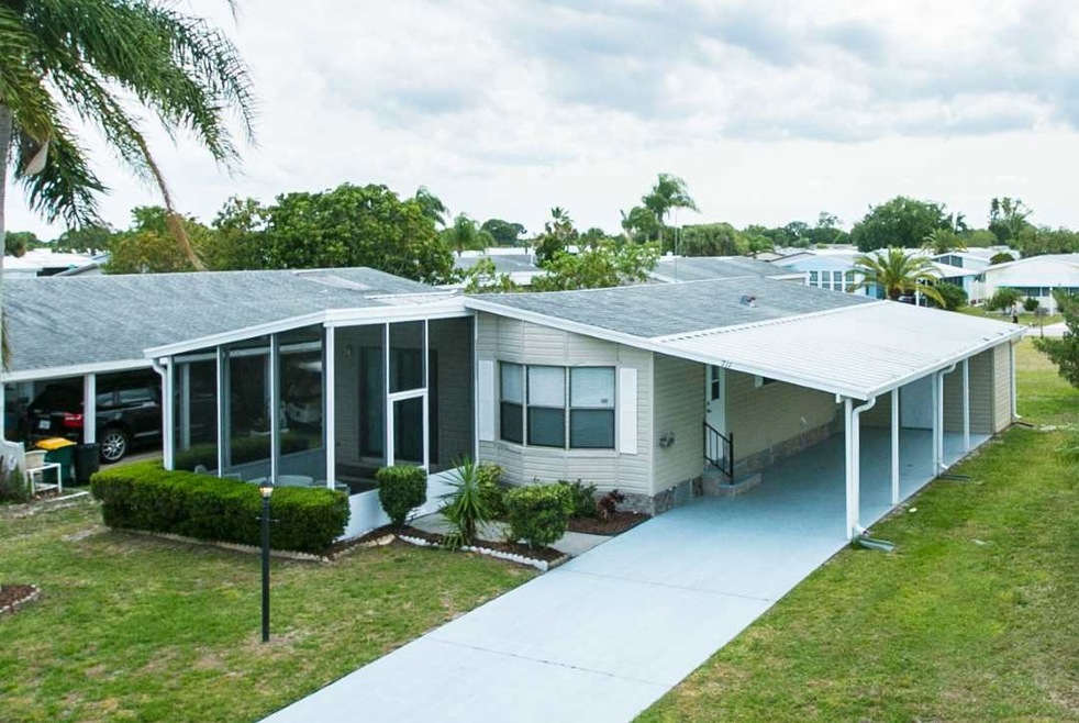 711 Wedelia Dr, Sebastian, FL 32976 - photo 1