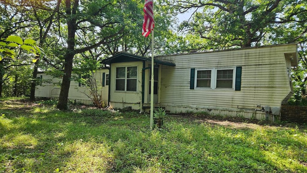 911 J Ave, Boone, IA 50036 - photo 1