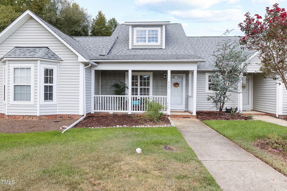 215 W Moss Creek Dr, Clayton, NC 27520 - photo 1