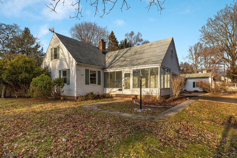 492 Mountainview Dr unit 1, North Plainfield, NJ 07063 - photo 1