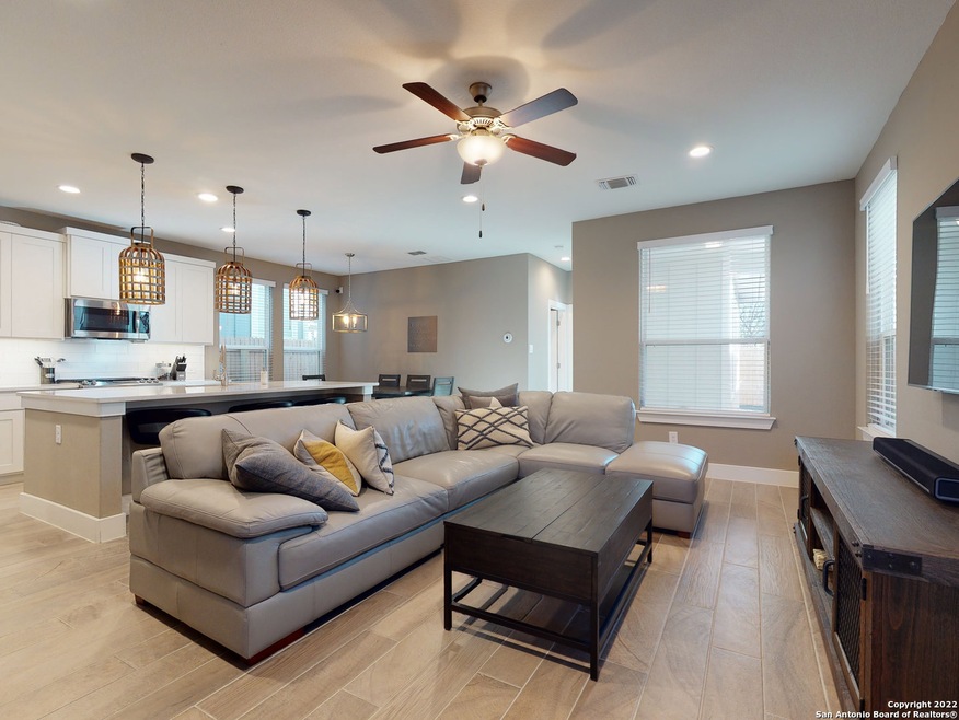 1422 E Sandalwood Ln, San Antonio, TX 78209 - photo 1