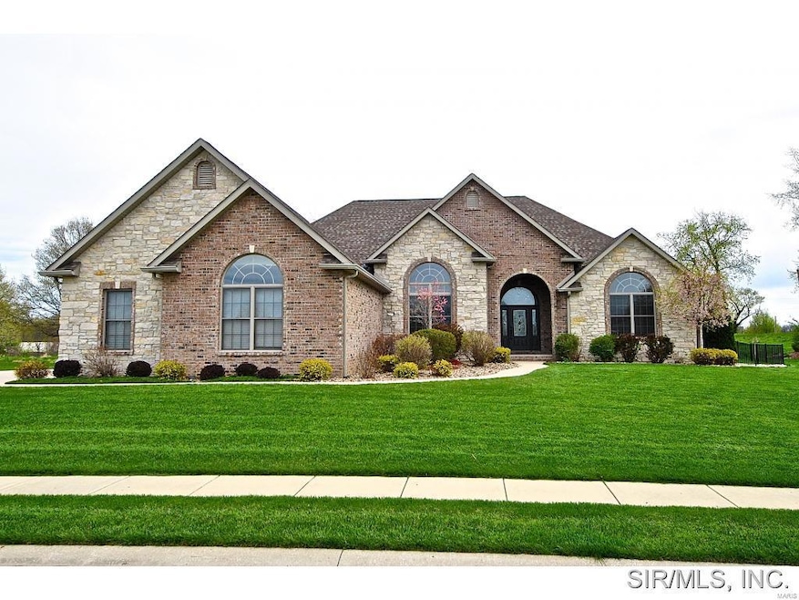 348 Forest Oaks Dr, Caseyville, IL 62232 - photo 1