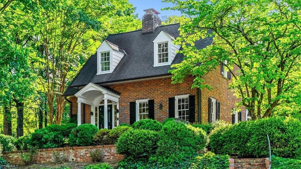 1221 Briarcliff Road