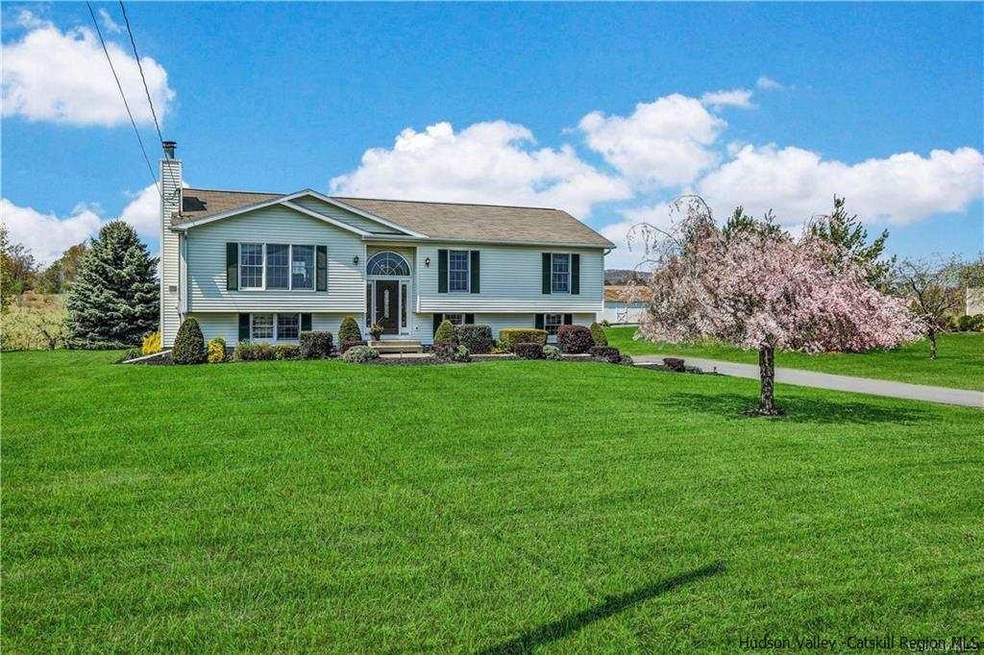 5 van Del Dr, Milton, NY 12547 - photo 1