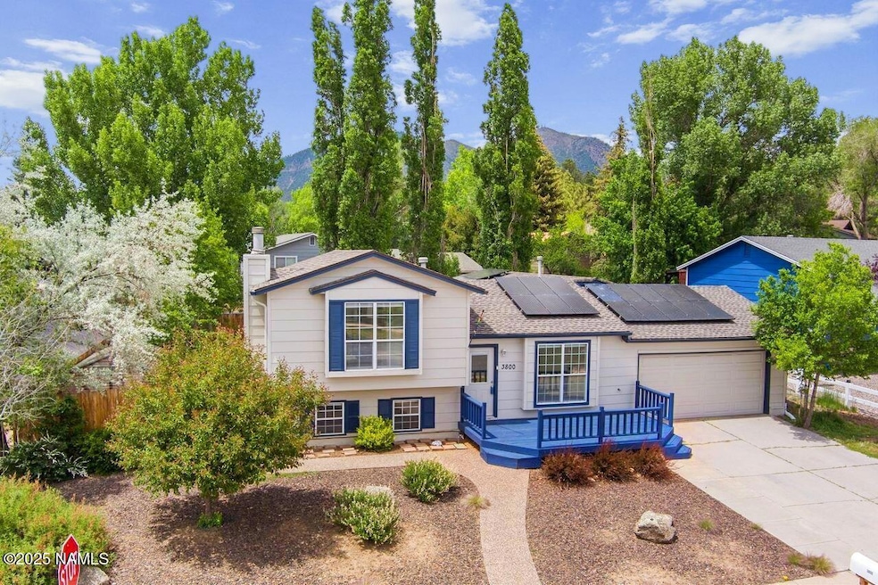 3800 E Mallard Ln
