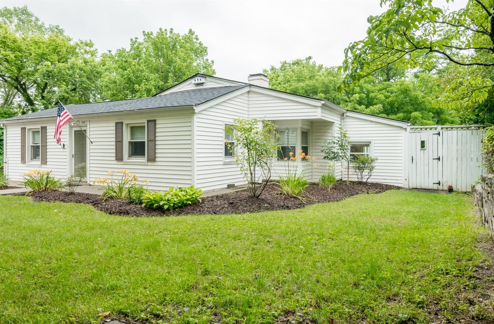 104 Dakota Rd, Frankfort, KY 40601 - photo 1
