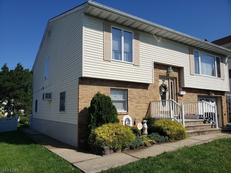 58 Acorn St, Totowa, NJ 07512 - photo 1